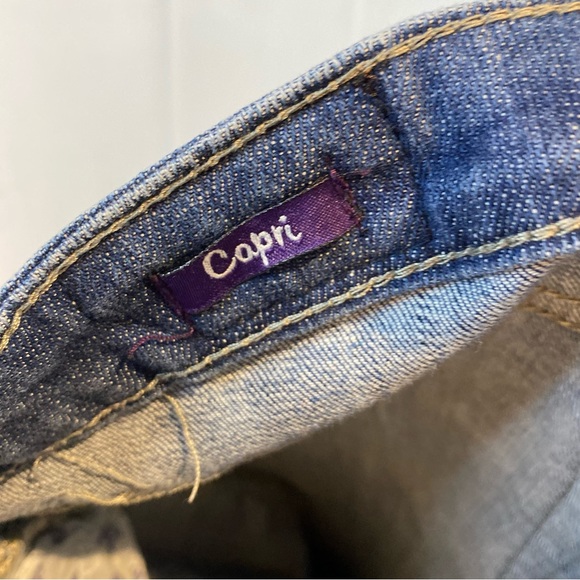 VIGOSS Women’s Size 11 Denim Jeans Capri Cropped Style Fit Stretch Distressed - Picture 12 of 14